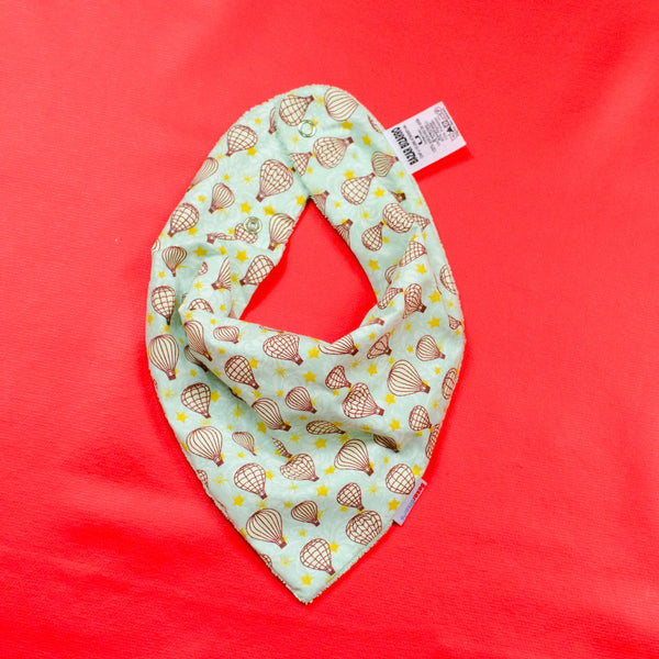 Babador Bandana - Balões em Pastel
